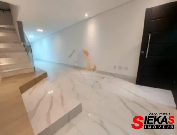 Imagem Espetacular casa à venda na Penha de França, São Paulo-SP: 3 quartos, 3 suítes, 4 banheiros, 5 vagas, 210m²!