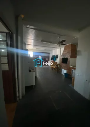 Imagem Casa 3 dormitórios com pátio e garagem - Restinga Nova