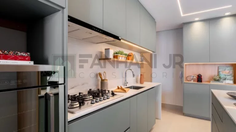 Imagem Venha se encantar com este apartamento de 130m² totalmente reformado, localizado no coração da Vila Nova Conceição. Com 2 quartos, sendo 1 suíte, es