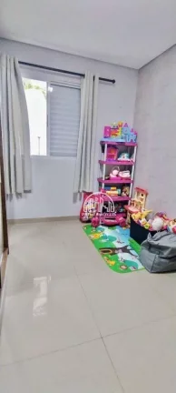 Imagem Apartamento térreo com 3 dormitórios à venda, 71 m² por R$ 424.000 - Condomínio Residencial Jardim Conquista - Jundiaí/SP
