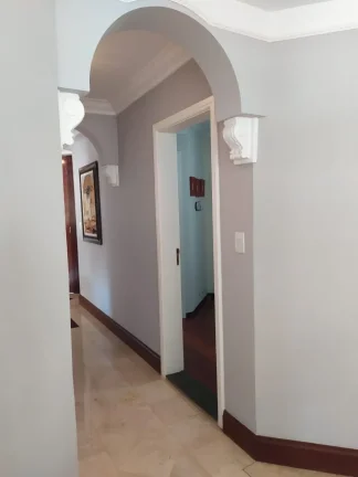 Imagem Mansão Exclusiva em Condomínio com Campo de Golfe e Valor Histórico Único