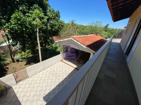 Imagem Casa á venda em Cambezinho