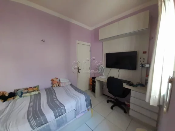 Imagem Descubra o Seu Novo Lar em um Condomínio dos Sonhos Imagine viver em um lugar onde o conforto se un...