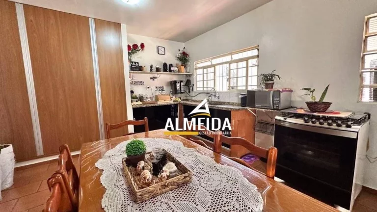 Imagem Casa com 4 dormitórios à venda, 168 m² por R$ 510.000,00 - Jardim Inocoop - Rio Claro/SP