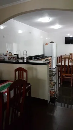 Imagem Casa para Venda por R$600.000,00 com 210m², 1 dormitório, 2 suites e 3 vagas - Jardim catarina, São paulo / SP - Cód. BDI37438