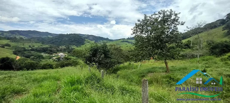 Imagem Invista em Sustentabilidade: Sítio com Nascentes e Preservação