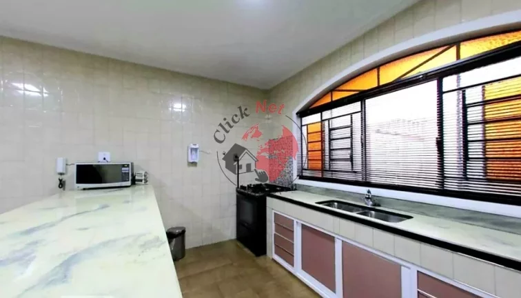 Imagem Sobrado com 238m² e edícula à venda no bairro Barcelona, São Caetano do Sul
