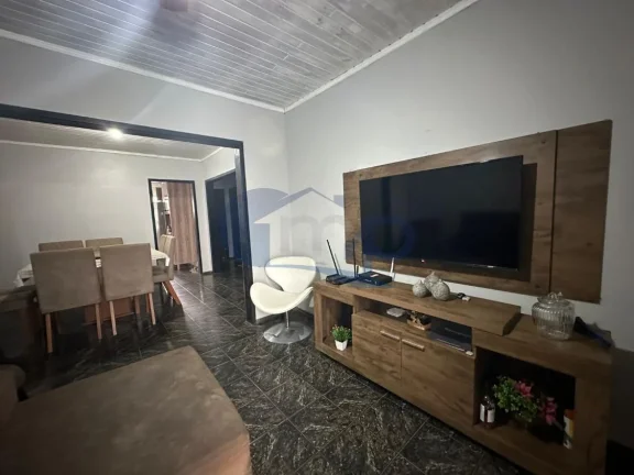 Imagem Casa á venda com 4 dormitórios no Igra Sul em Torres/RS