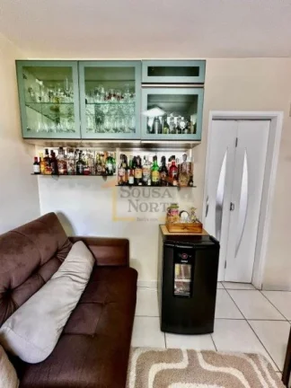 Imagem Apartamento 2 dormitórios, sala, cozinha com armários, área de serviço,1 vaga de garagem. 50m²....