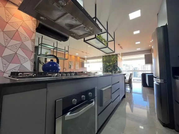 Imagem Apartamento mobiliado com 3 dormitórios sendo 2 suítes e 2 vagas de garagem em Itajaí