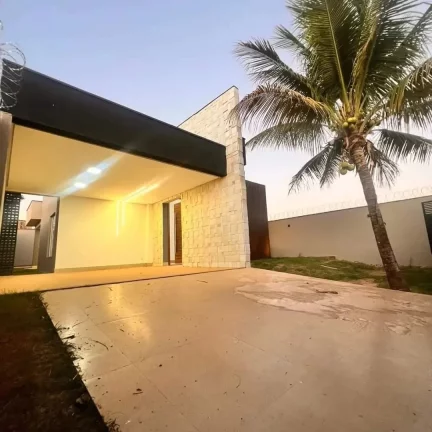 Imagem Casa 3 Quartos Sendo 2 Suites Sozinha No Lote Em Senador Canedo