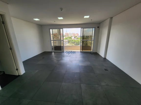 Imagem Sala Comercial à Venda, 40m2 reformada no Condominio Marco Zero Tower na Senador Vergueiro 2123