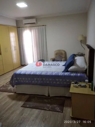 Imagem Sobrado à venda 3 Quartos, 1 Suite, 4 Vagas, 155M², Vila Alpina, São Paulo - SP