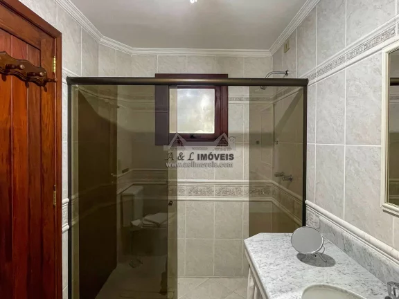 Imagem Casa à venda em Campos do Jordão: Próxima à natureza, um verdadeiro refúgio