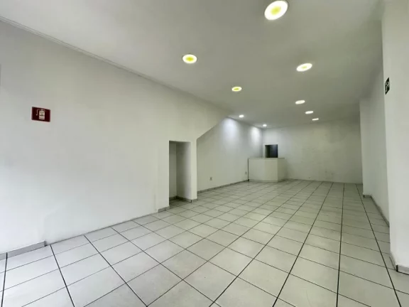 Imagem Salão para alugar, 100 m² por R$ 4.410,00/mês - Centro - Suzano/SP