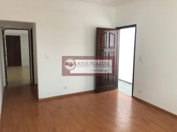 Imagem Alugo Oportunidade no em Interlagos região da cidade Dutra. Sobrado de 108m², imóvel com 2 Suítes, 1 com varanda, Cozinha ampla, Sala de estar, Sala de Jantar, Lavabo, Churrasqueira com cobertura Tetratil Zetaflex, quintal, 2 vagas de garagem cobertas com