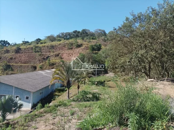 Imagem Imagine um espaço de 30.000m² onde seus sonhos de negócio e qualidade de vida se encontram. Apresentamos um imóvel excepcional em Piedade-SP,