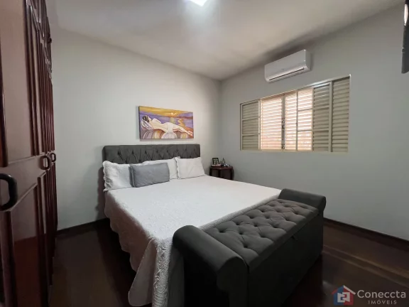 Imagem Casa à Venda no Bairro Caiçaras em Patos de Minas – 3 Quartos, Suíte e Espaço Gourmet