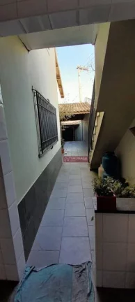 Imagem Sobrado com 3 quartos à venda, 192 m² por R$ 590.000 - Vila Galvão - Guarulhos/SP
