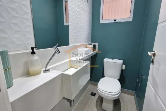 Imagem Sobrado com 182m² de área construída, distribuído em três pavimentos, com 3 dormitórios, sendo...
