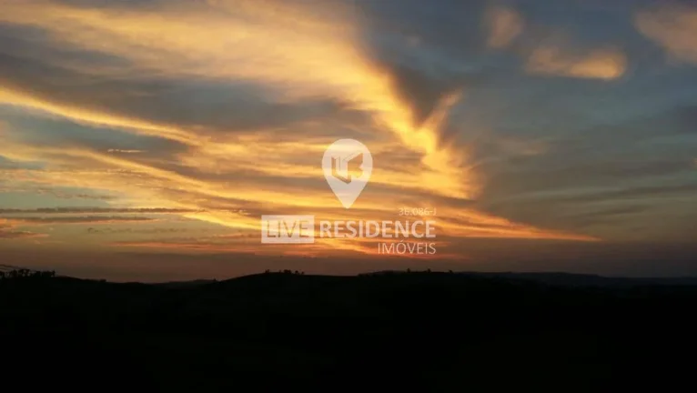 Imagem Única Itatiba: Sítio de 20.000 m² no Condomínio San Diego