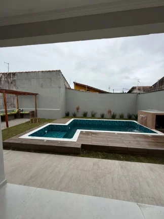 Imagem Casa para Venda em Itanhaém, Jamaica (Praia), 3 dormitórios, 1 suíte, 2 banheiros, 4 vagas