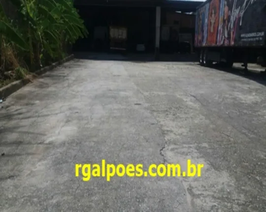 Imagem Galpão para Locação em DUQUE DE CAXIAS, Campos Elíseos, 2 banheiros