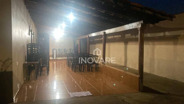 Imagem Casa com 2 dormitórios à venda, 90 m² por R$ 200.000,00 - Prefeito José Moisés - Itumbiara/GO