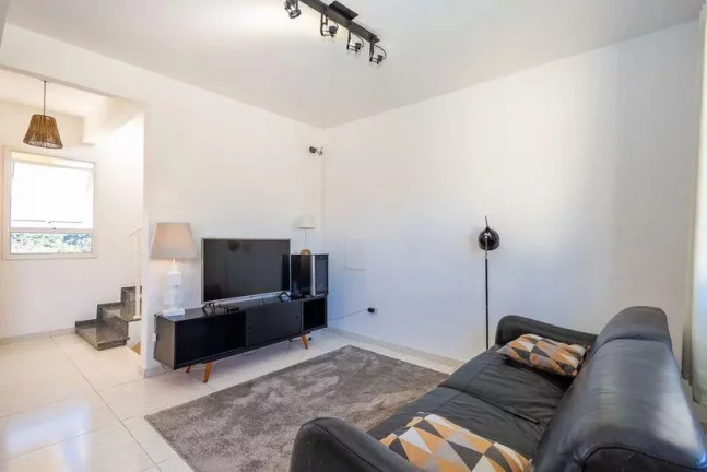 Imagem SOBRADO COM QUINTAL 3 QUARTOS E 3 VAGAS