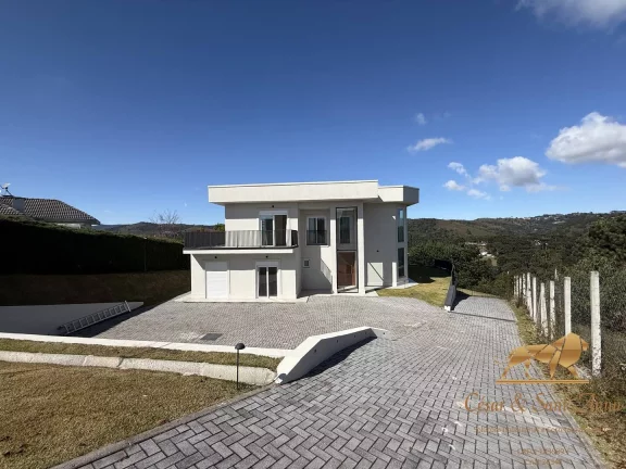 Imagem Belíssima Casa Recém Construída em Campos do Jordão