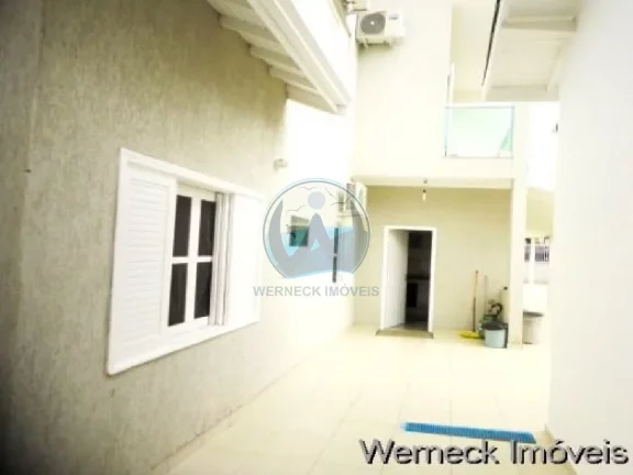 Imagem Imperdível Casa à Venda em Ubatuba-SP - 4 quartos, 4 suítes, 6 banheiros, 4 vagas de garagem - Bairro Itaguá - 540m² de área