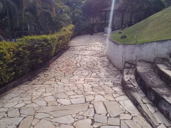 Imagem Bela Chácara Financiamento Bancário em Condomínio Fechado