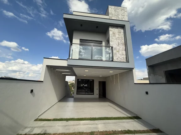 Imagem Casa à Venda, com 4 Vagas e Salão de Lazer