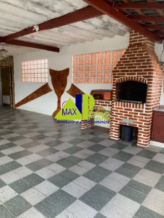 Imagem Imperdível! Casa à venda em São Paulo-SP, no Jardim Laone, com 3 quartos, 2 suítes, 2 salas, 4 banheiros, 4 vagas de garagem, 557m².