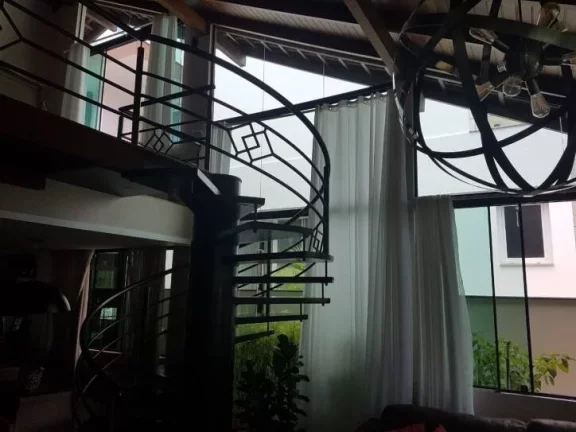 Imagem Casa à Venda em Jurerê Internacional – 5 Suítes, Piscina