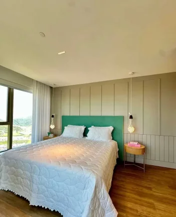 Imagem Apartamento quadra mar com 5 dormitórios sendo 4 suítes e 3 vagas de garagem em Balneário Camboriú