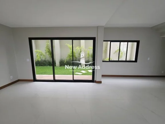 Imagem Casa Alto Padrão com 4 suítes no Condomínio Riviera Park Residence - Vila Velha