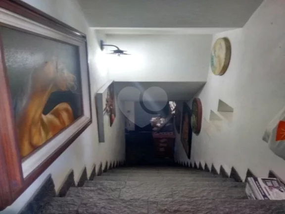Imagem Casa à venda com 4 quartos, sendo 4 suítes, em Vila Sônia, São Paulo - SP