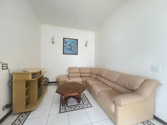 Imagem Casa para Venda em Praia Grande, Real, 3 dormitórios, 1 suíte, 1 banheiro, 4 vagas