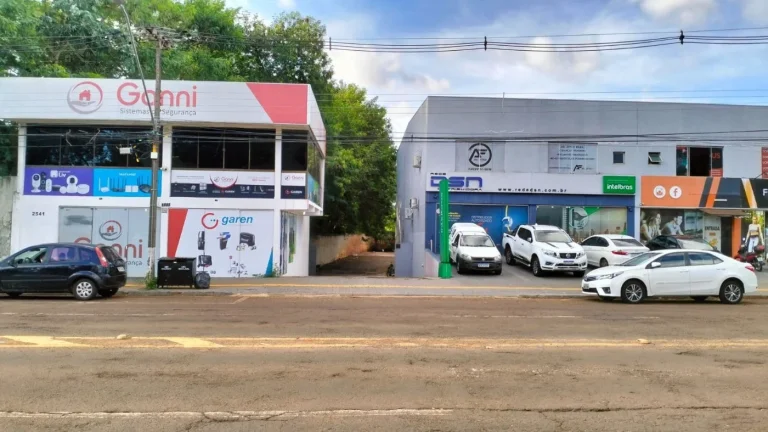 Imagem Excelente oportunidade: Sala comercial à venda em Foz do Iguacu-PR, no bairro Jardim Esmeralda, com 1 sala, 2 banheiros, 5 vagas de garagem e 1.140,00 m² de área.