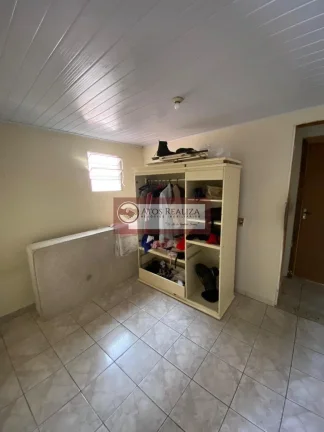Imagem Vende Sobrado na Região do Sesc Interlagos, Sendo 3 Dormitorios, 2 Salas, 2 Banheiros, 1 Vaga de Garagem, Terraço com Churrasqueira, Imovel Bem Localizado, Proximo a Estação Grajau, Hospital Grajau, V
