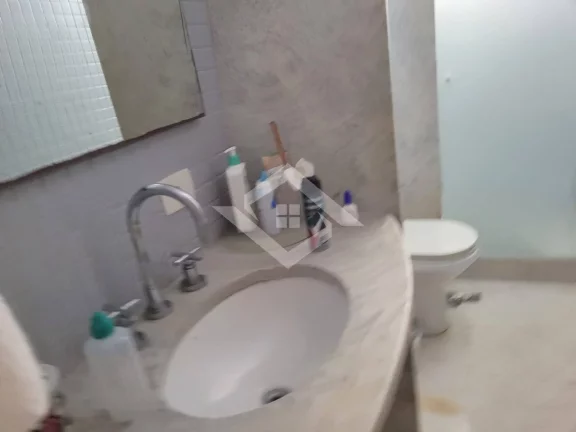 Imagem Apartamento de 4 Quartos à Venda em Copacabana – Conforto e Localização