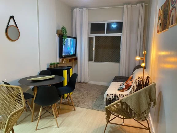 Imagem APARTAMENTO COM 1 QUARTO E SALA NA REGIÃO DA AREIA PRETA CENTRO GUARAPARI ES