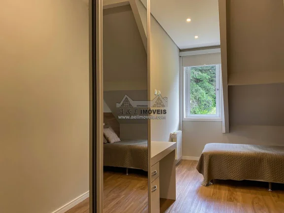 Imagem Apartamento à venda em Campos do Jordão – Lindo duplex com 03 dormitórios