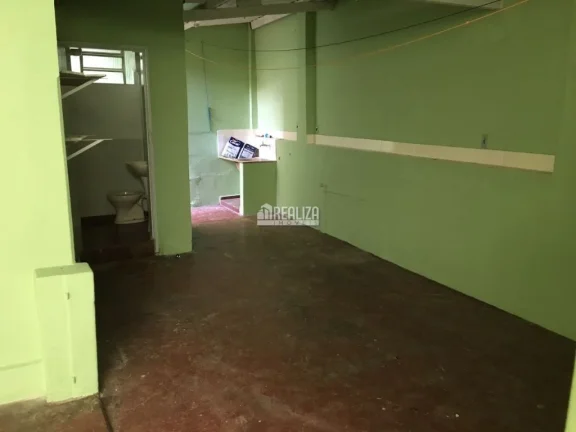 Imagem Casa à venda no bairro São Benedito, Uberaba - 2 dormitórios