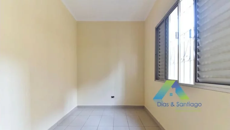 Imagem PAULICEIA Sobrado 310M², 4 dormitórios, 1 suíte, 4 vagas com ótima localização e valor !!!