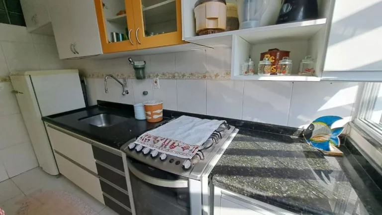 Imagem PITANGUEIRAS- CALÇADÃO , MARAVILHOSO APARTAMENTO , LOCALIZAÇÃO ESPETACULAR , GARAGEM NO PRÉDIO.