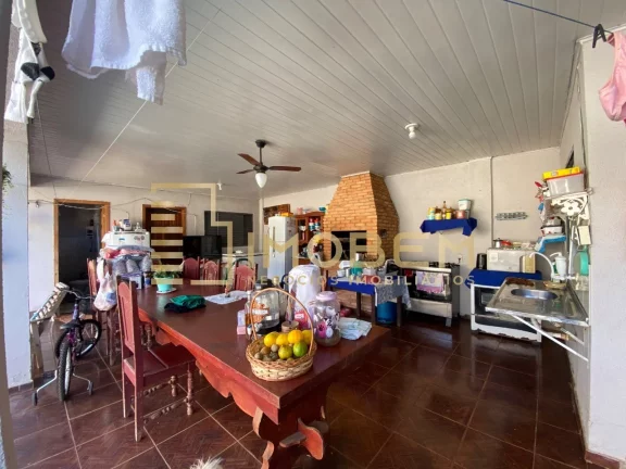 Imagem Imperdível! Casa à venda em Sinop-MT, Jardim Maria Vindilina I: 4 quartos, 1 suíte, 1 sala, 3 banheiros, 2 vagas, 160m².