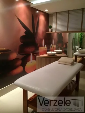 Imagem Apartamento 4 ou + dormitórios para Venda em Balneário Camboriú / SC no bairro Centro