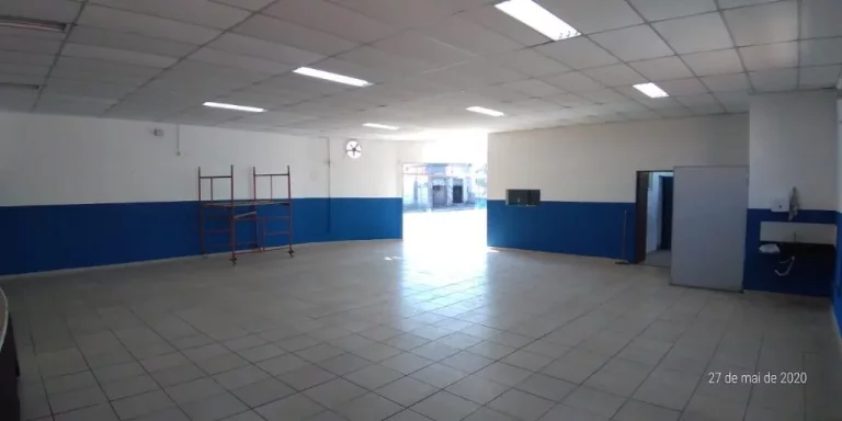 Imagem Salão para alugar, 235 m² por R$ 7.585,00/mês - Jardim Cacique - Suzano/SP